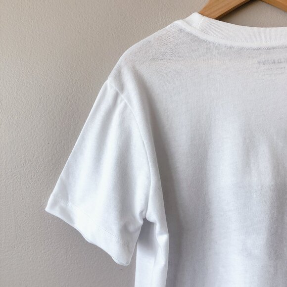 Old Navy white t-shirt 6-7 years - Picture 7 of 10